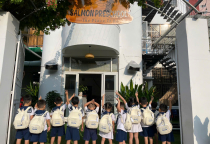 Làm sao để cho các bé không sợ và khóc khi đến trường ? Làm sao để cho các bé không sợ và khóc khi đến trường ?