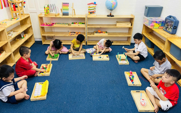 TIẾT HỌC MONTESSORI -  NUÔI DƯỠNG SỰ TỰ LẬP TỪ NHỮN BƯỚC ĐẦU TIÊN!