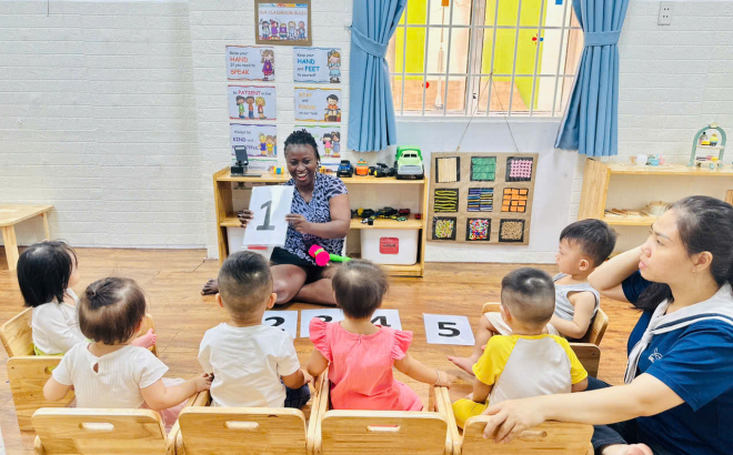 Lớp Baby Shark-Teacher Adebola